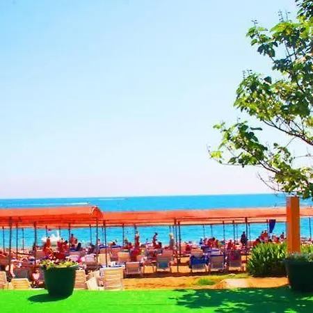 Kemer Reach 酒店 高纳克