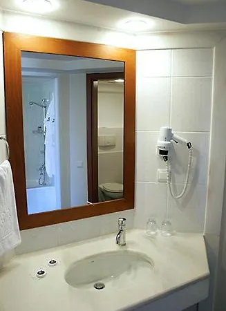 Kemer Reach Hotel